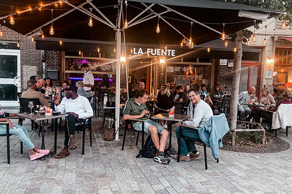 bar met terras